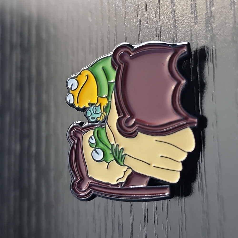 Frog and Toad Pin